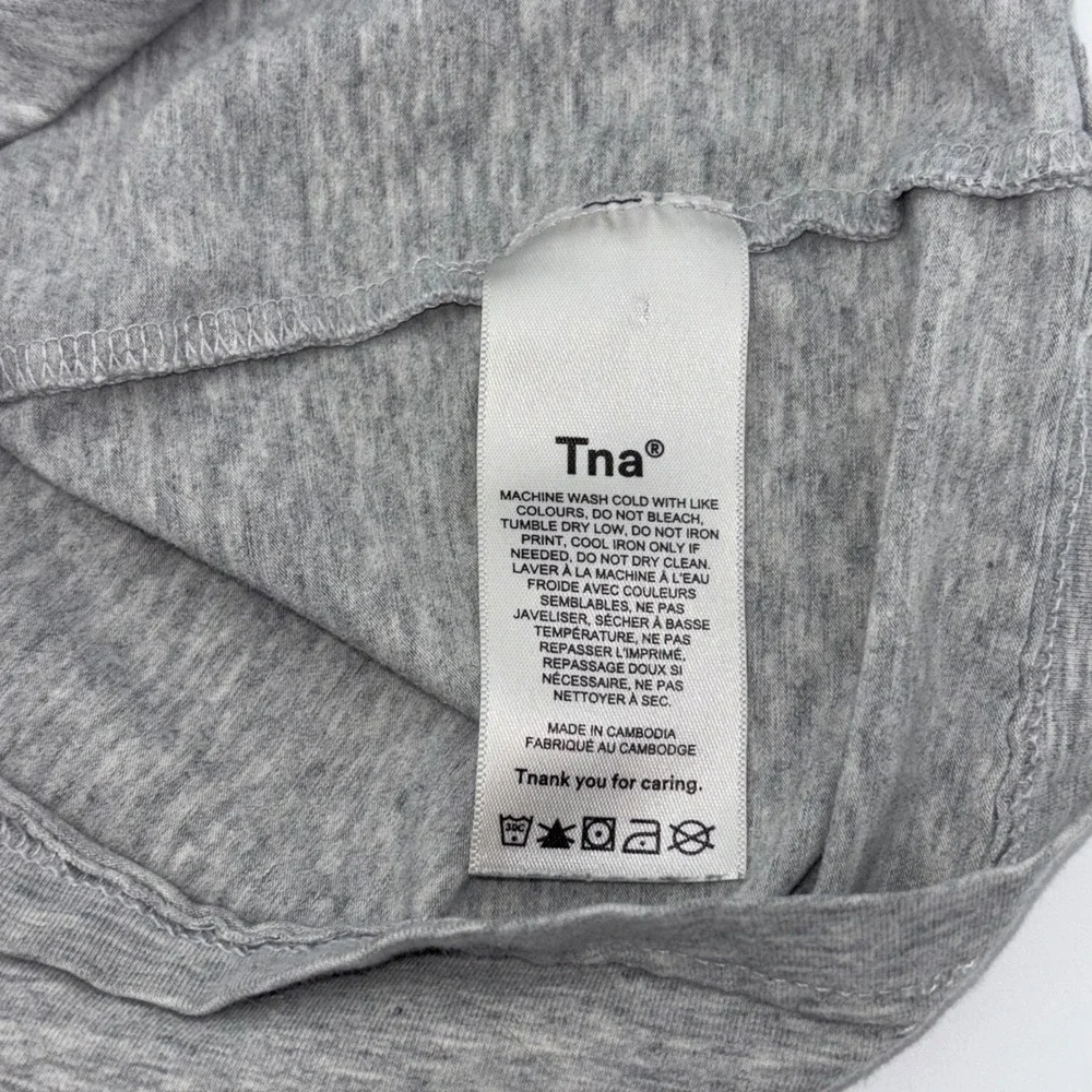 ARITZIA TNA Baby Tee Gray Tank Top Gym Workout Cropped Women Grey 90s Y2K‎ Small